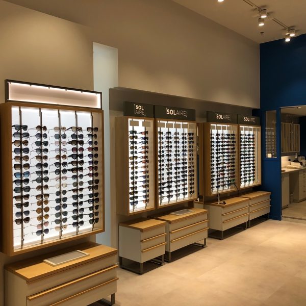 Atol-lunettes-optique-magasin-présentoire-lumineux